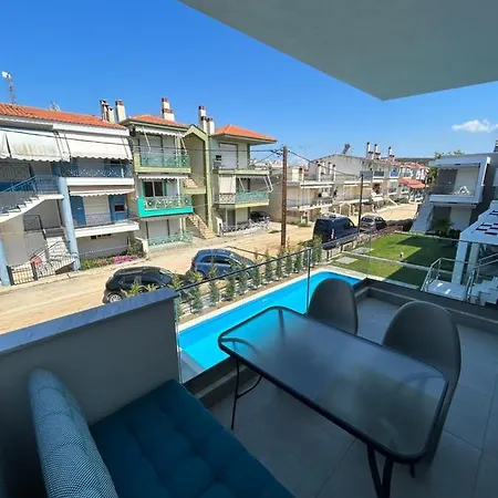 Emerald Luxury & Pool Ii *
