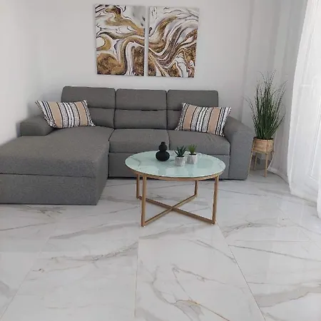 Apartament Emerald Luxury & Pool Ii Ofrínion