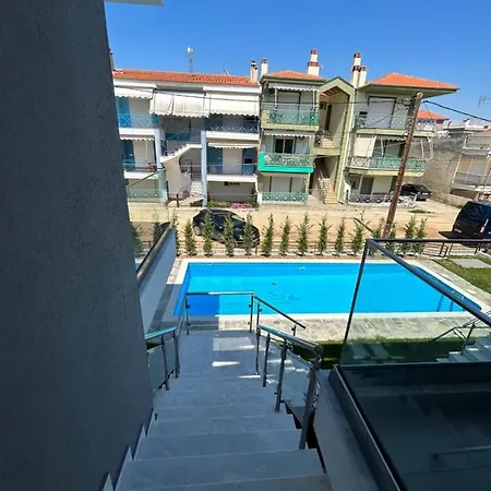 Emerald Luxury & Pool Ii
